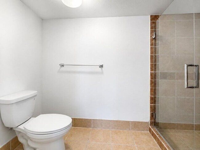 Building Photo - 340 NW 67th St