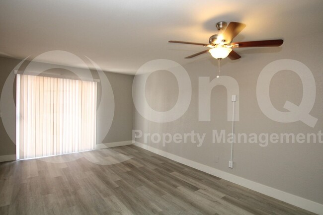Building Photo - 11155 N 82nd Dr