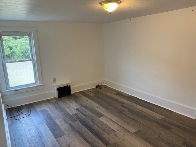 Building Photo - 1218 Lincoln Ave