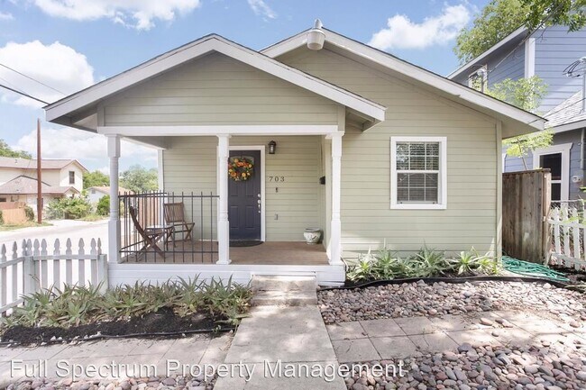 Building Photo - 2 br, 2 bath House - 703 Eleanor