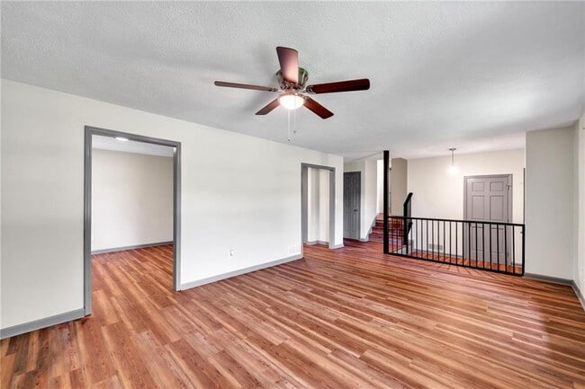 Building Photo - 5902 Cumming Hwy