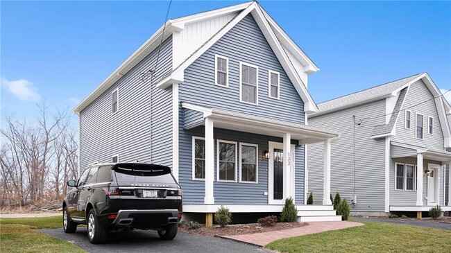 Primary Photo - 133 Graystone St
