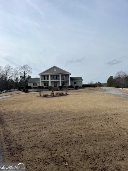 Building Photo - 87 Ridgeview Ln