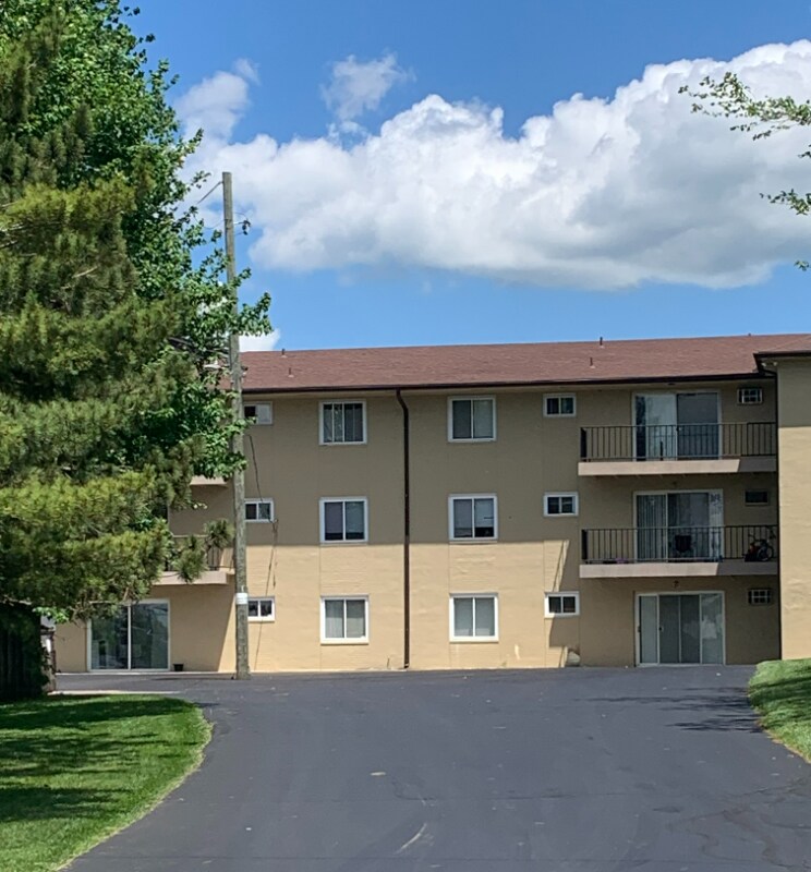 Building Photo - 728 Ohio Pike