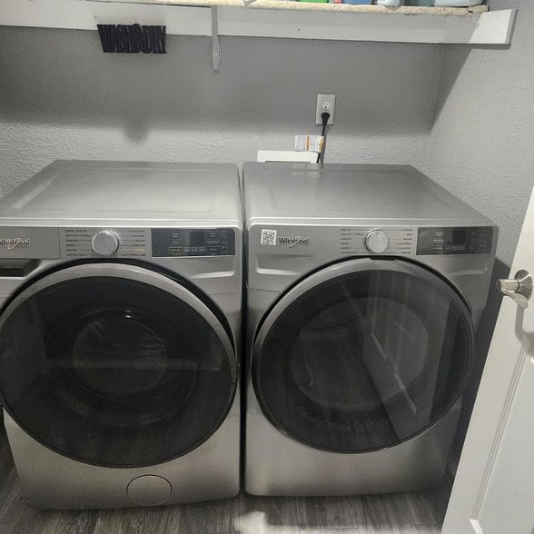 Building Photo - 1447 N Boston Ave