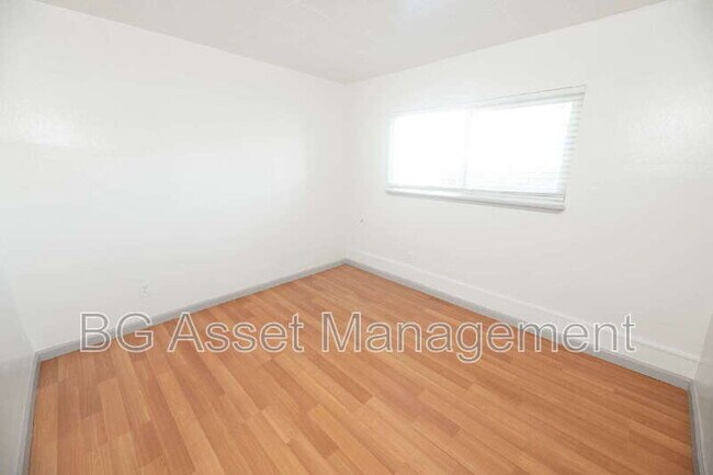 Building Photo - 936 Tennent Ave