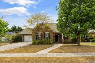 Building Photo - 5104 Frankford Dr SE