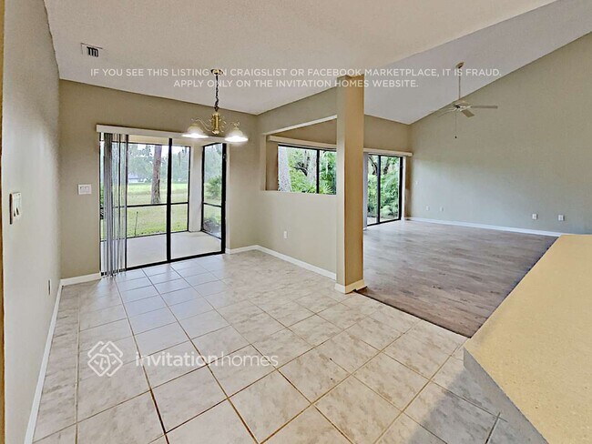 Building Photo - 6239 Greenwich Dr