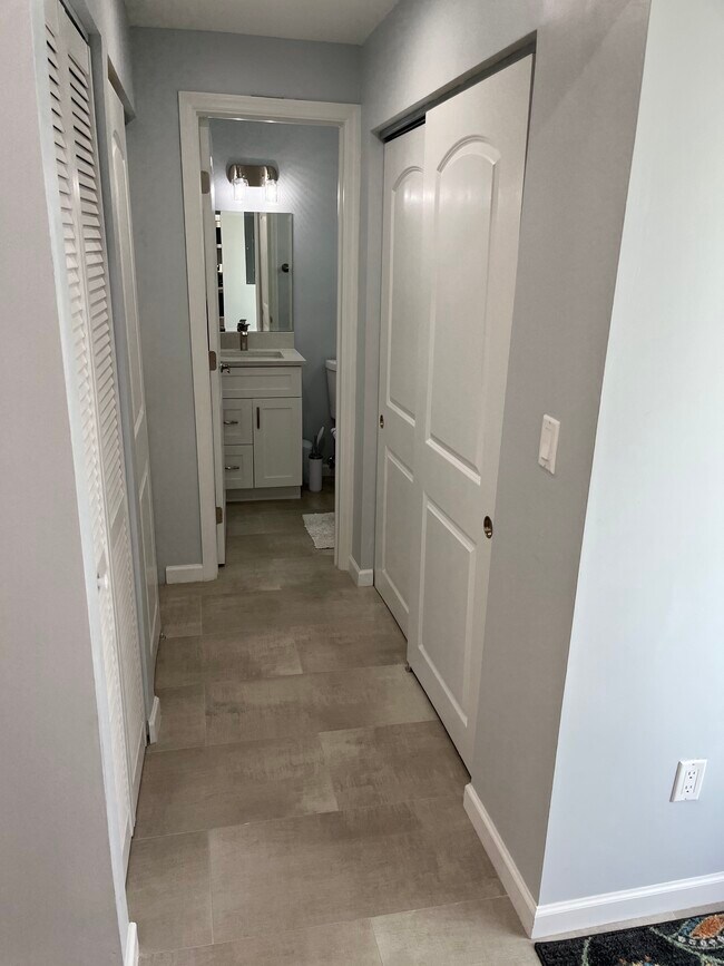 1/2 bath updated - 401 SW Natura Ave