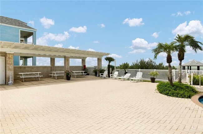 Building Photo - 48520-49402 E Ocean Blvd