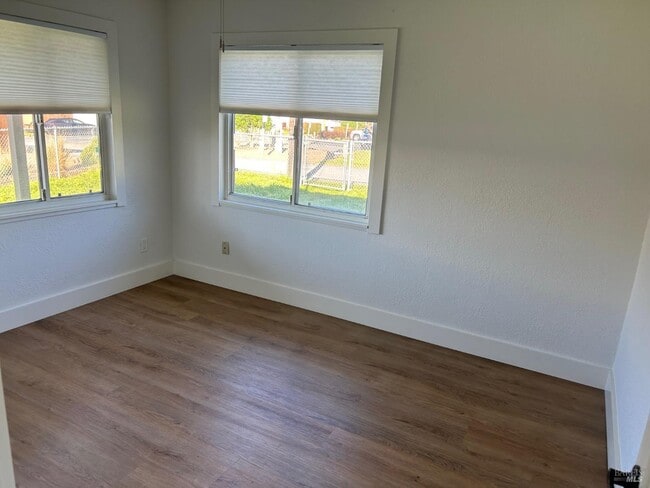 Building Photo - 1989 CA-1