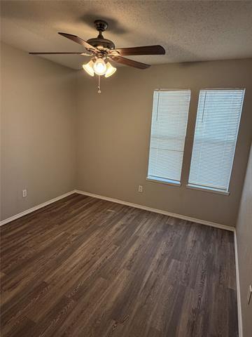 Building Photo - 3402 Green Hill Dr