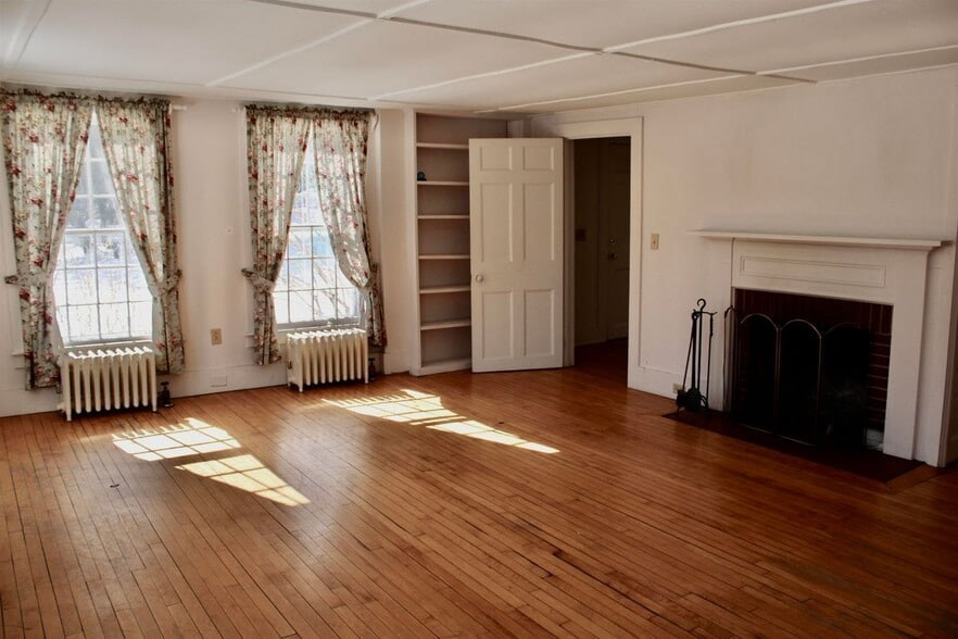 Building Photo - 45 Bakery