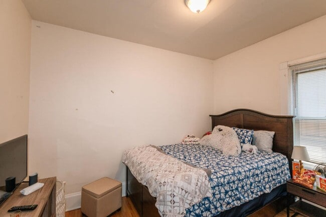 Building Photo - Farwell House