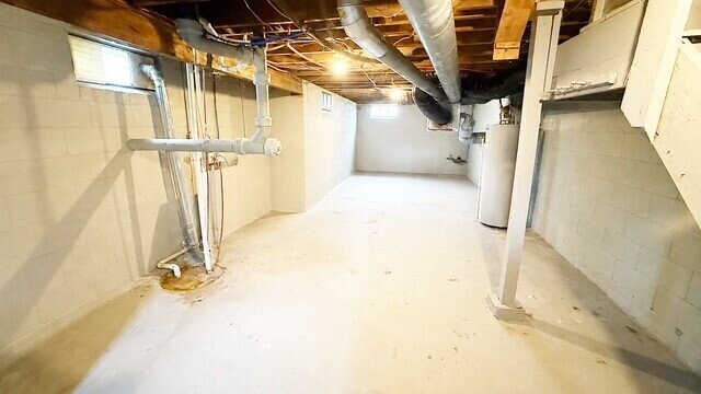 Building Photo - EAST SIDE UPDATED 3 BEDROOM 2 BATH HOME AVAILABLE NOW!