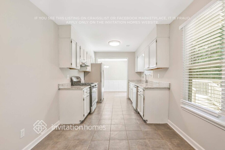 Building Photo - 1356 Gray Rock Dr