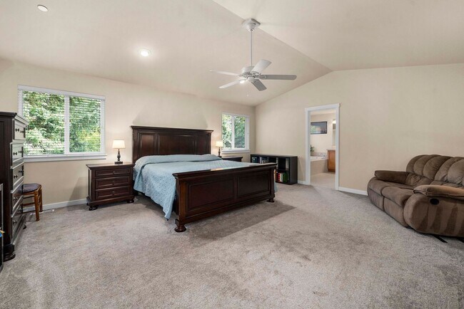 Building Photo - 2030 Nelson St