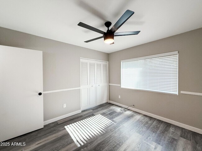 Building Photo - 8616 N 40th Dr