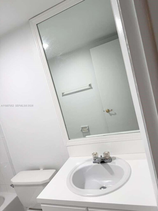 Building Photo - 8500 SW 109th Ave