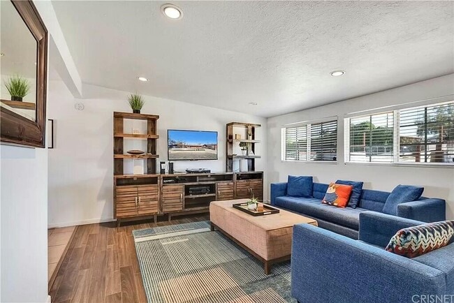 Building Photo - 61650 El Reposo St