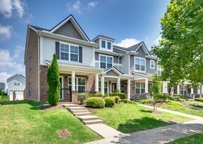 Building Photo - 1840 Riverbirch Ln