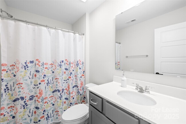 Building Photo - 6104 Balham Ct