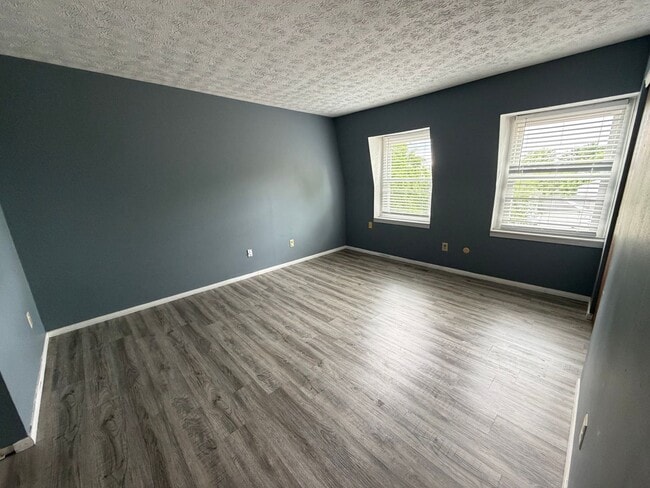 Building Photo - 7742 Brams Hill Dr