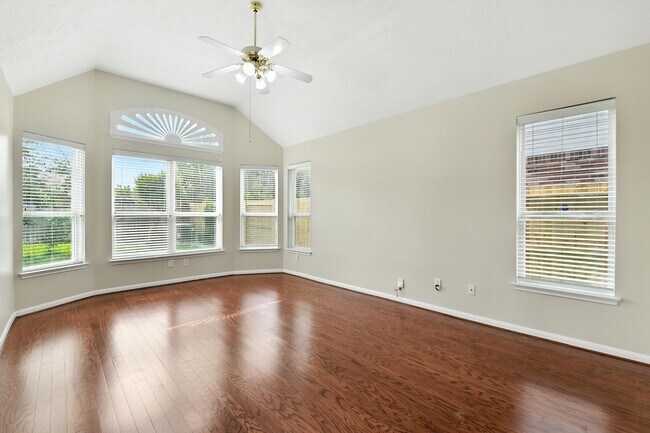 Building Photo - 6538 Ivy Heath Ln