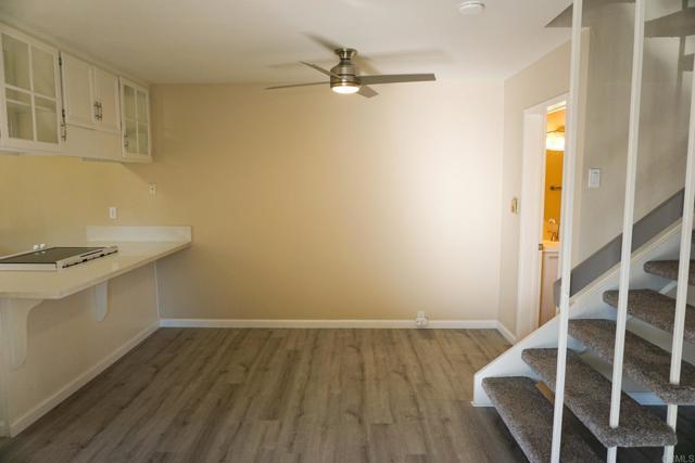 Building Photo - 263 Rancho Dr
