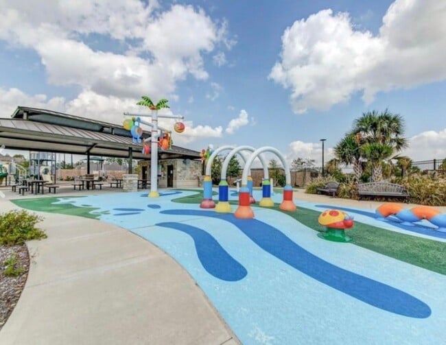 Building Photo - 12662 Barclay Ter Dr