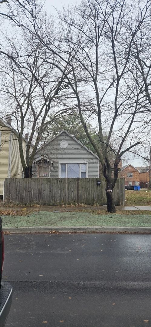 Building Photo - Charming 3BR House in Chicago