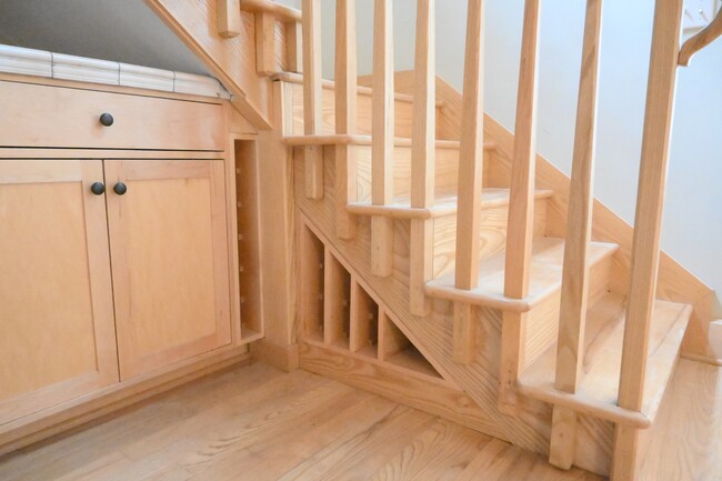 Building Photo - 1154 Cottage Rd