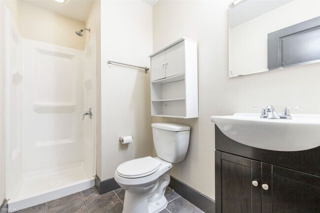 Building Photo - 4 br, 2 bath Duplex - 1707 ARLINGTON ST Un...