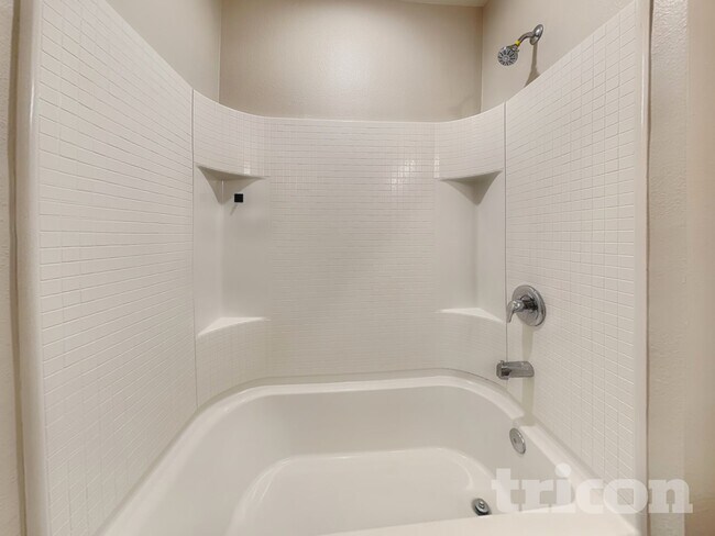 Building Photo - 4127 Willow Hammock Dr