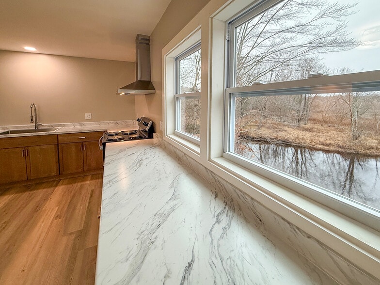 Building Photo - 9 Mount Pleasant St