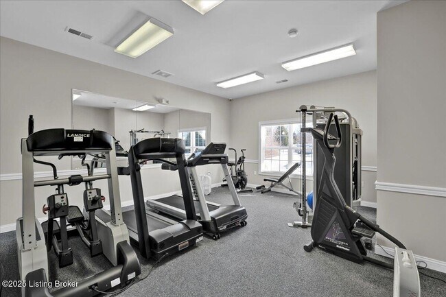 Building Photo - 6406 Shelton Circle