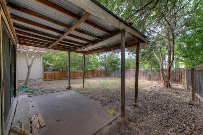 Building Photo - 1710 Woodwind Ln