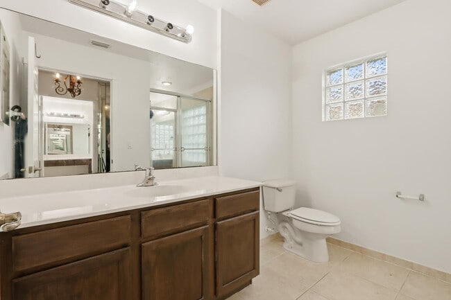 Building Photo - 1085 Center Stone Ln