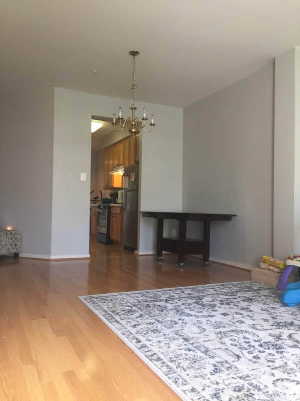 Building Photo - 553 Mockingbird Way