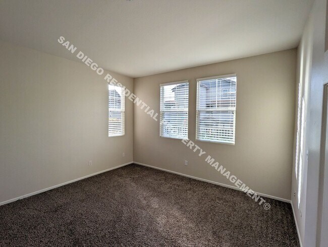 Building Photo - Beautiful 2 bed / 2 bath Single Story Condo in the Heart of 4S Ranch