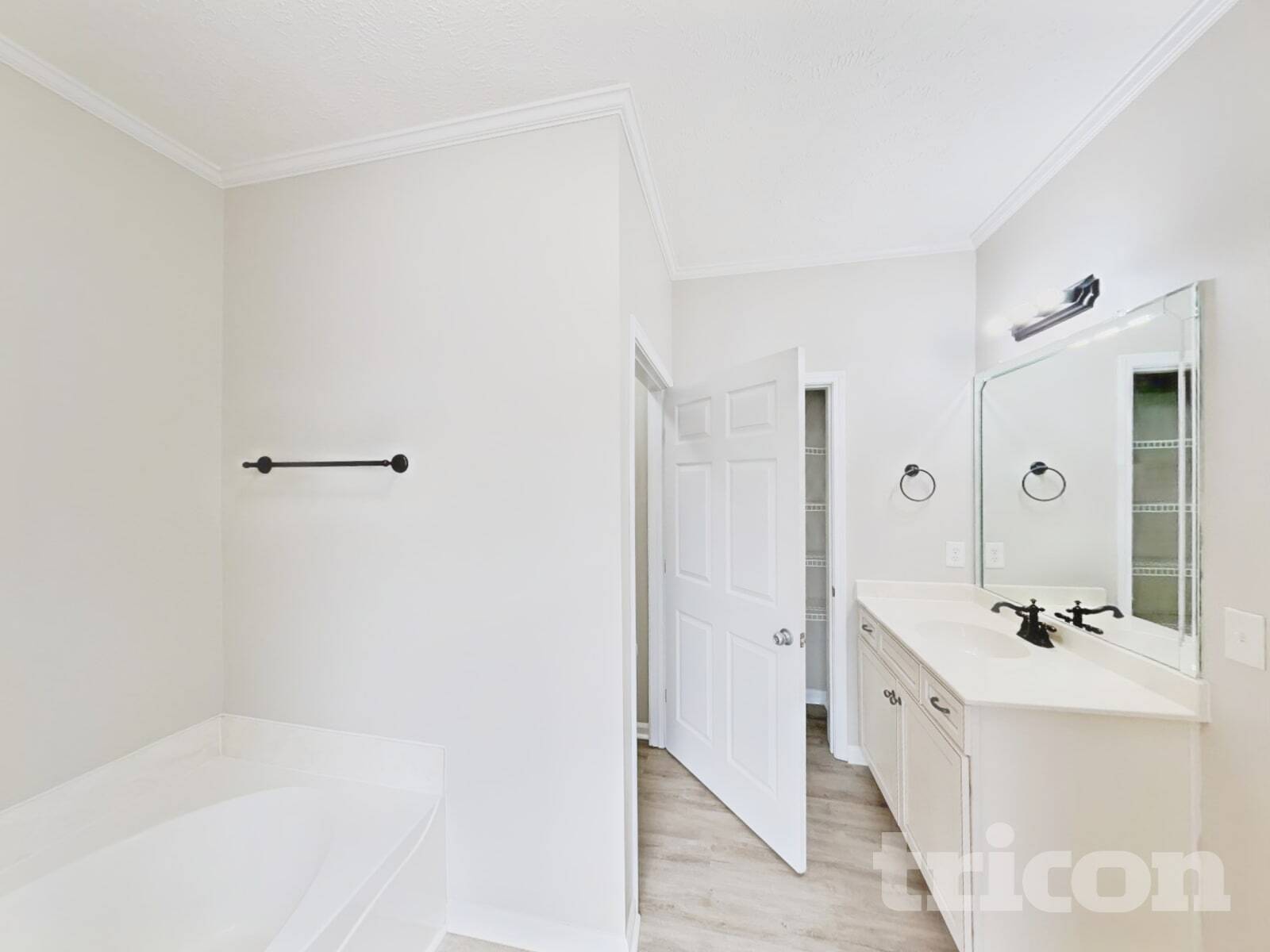 Building Photo - 1030 Ryan Ct