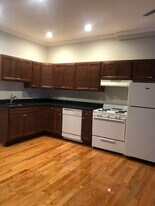 Building Photo - 165 Winthrop Rd