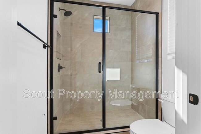 Building Photo - 26898 Rubicon Rd