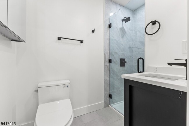 Building Photo - 633 Lafayette Ave