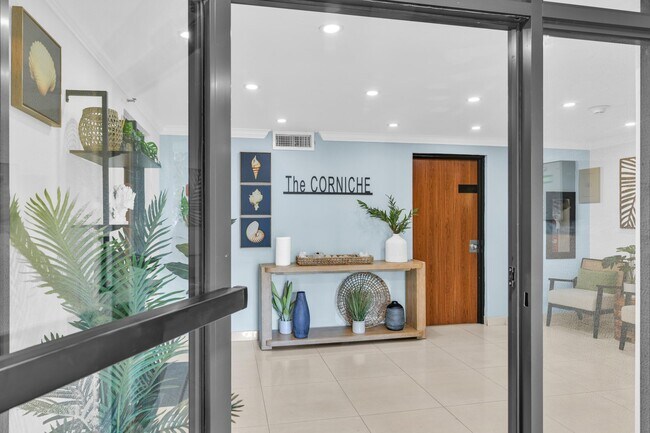 Building Photo - 277 N Ocean Blvd