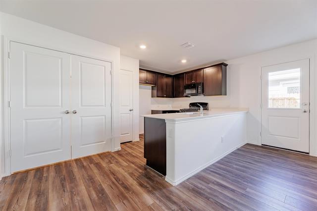 Building Photo - 7313 Woodpecker Dr