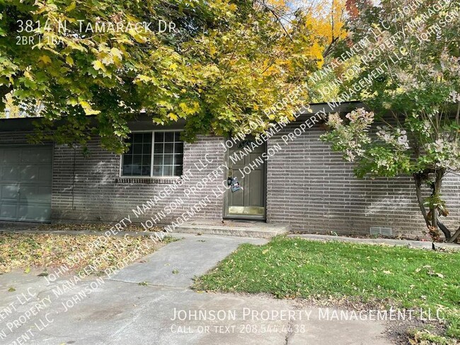 Primary Photo - Spacious 2-Bedroom Duplex in North Boise w...