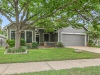 Building Photo - 8617 Little Laura Dr
