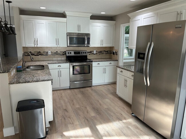 Building Photo - 7430 Ashley Shores Cir