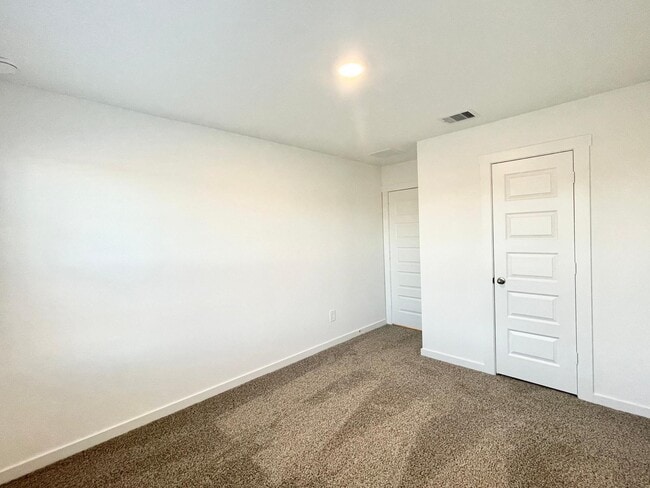 Building Photo - 30007 Foxtail Pne Ct